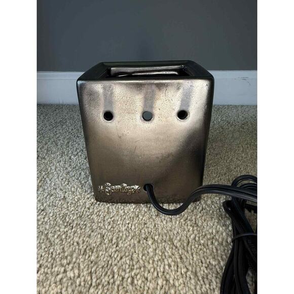 NIB Scentsy Cube Gunmetal Gallery Warmer Base & Dish And 1-25 watt Bulb NEW - Picture 8 of 15